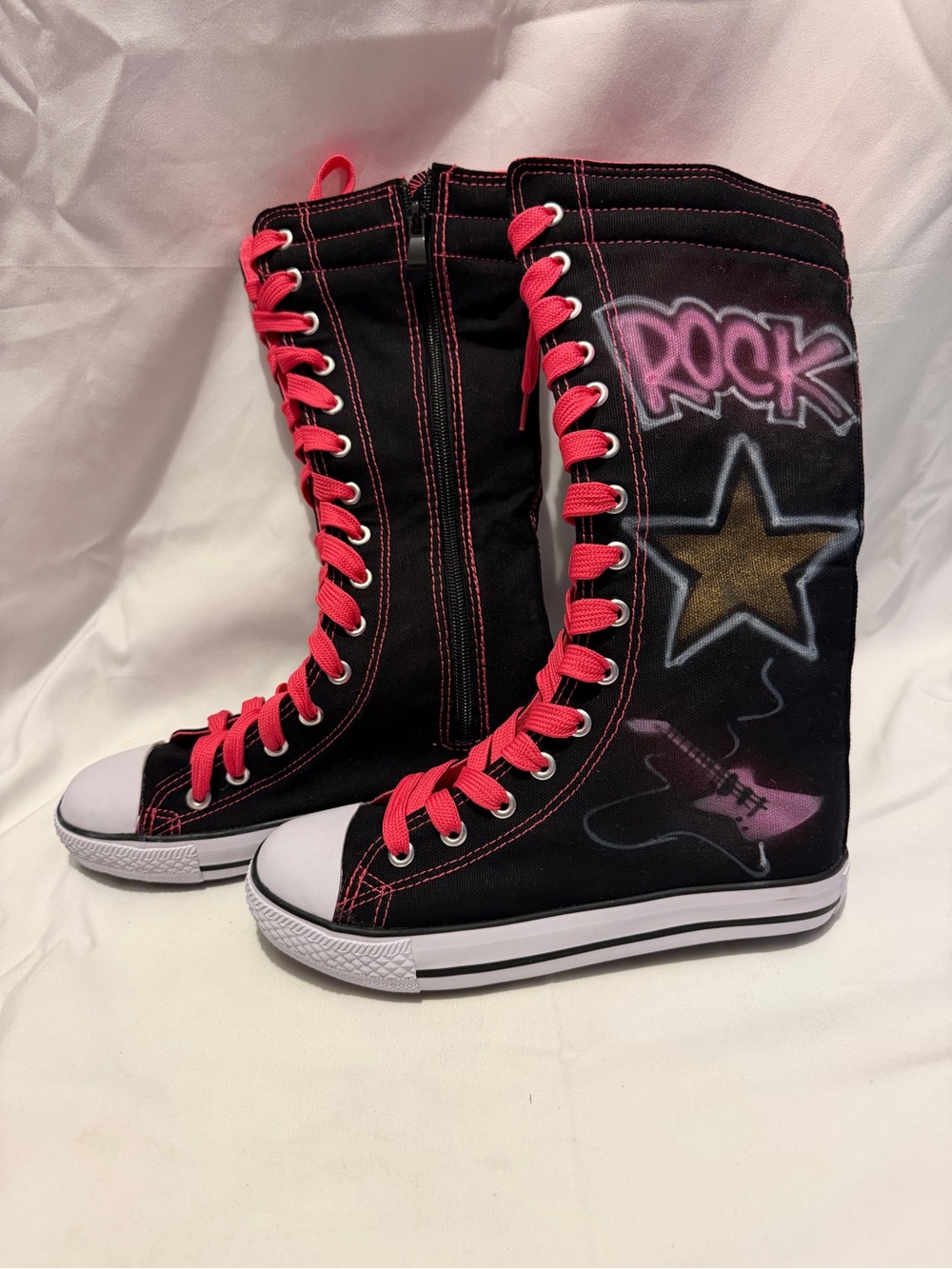 NWT Y2K Tall Canvas Rock Boots Black Hot Pink Lace Up Side Zipper Size Girls 4